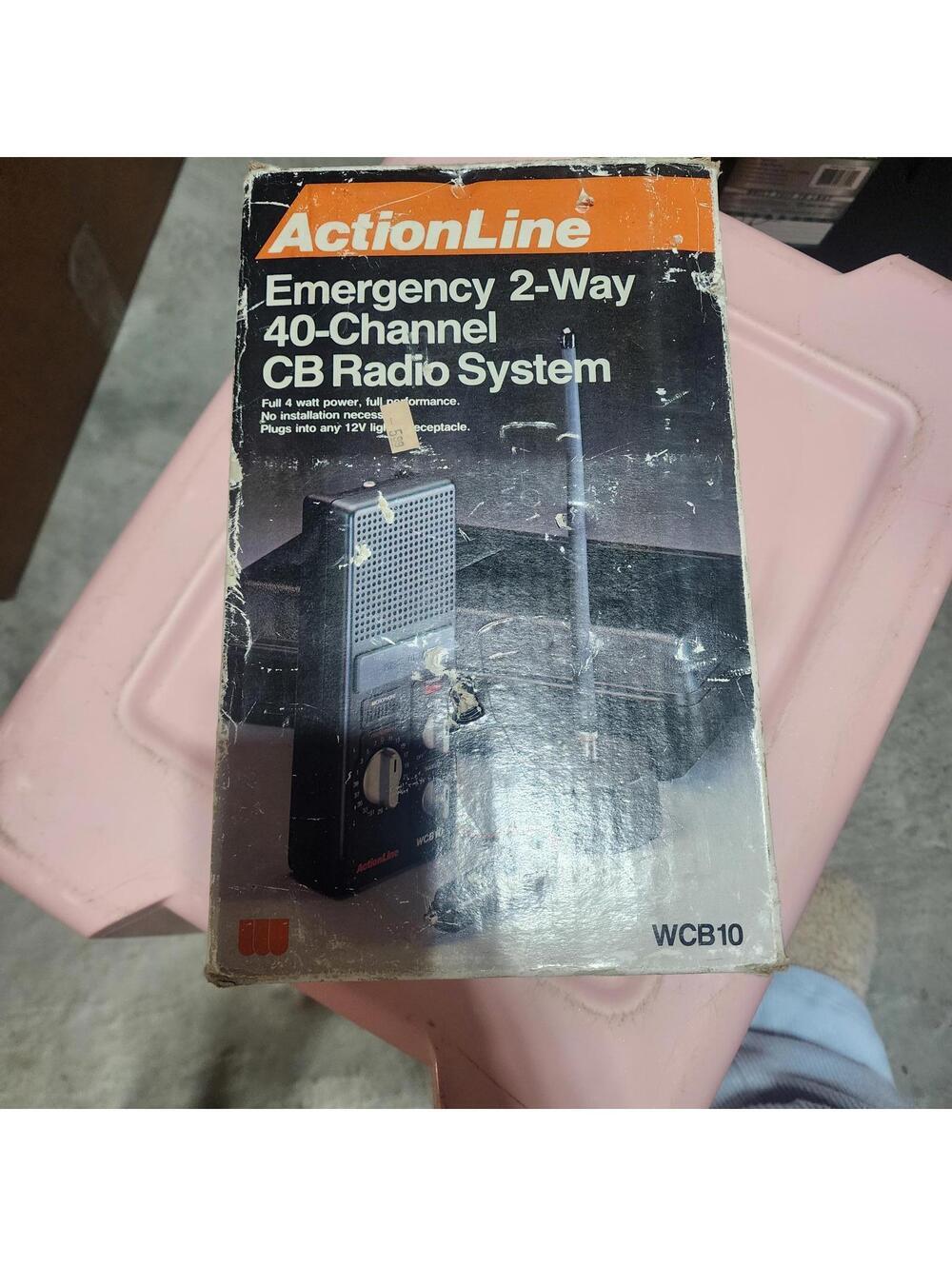 vintage Actionline WCB10 Emergency 40-Channel CB Radio System.
